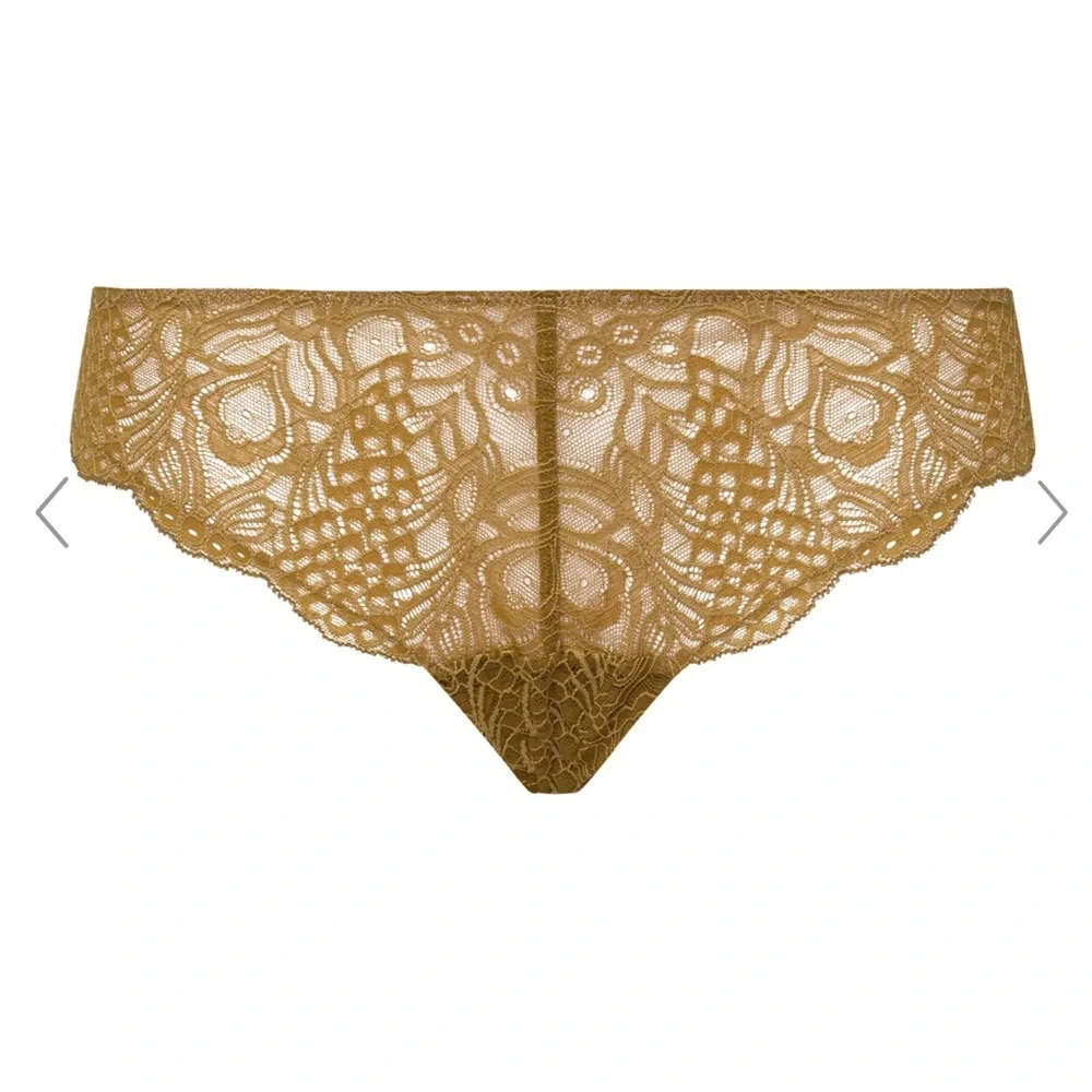 NWT HANRO Lilova Thong Golden Lace Size Large Luxury Lingerie Panties